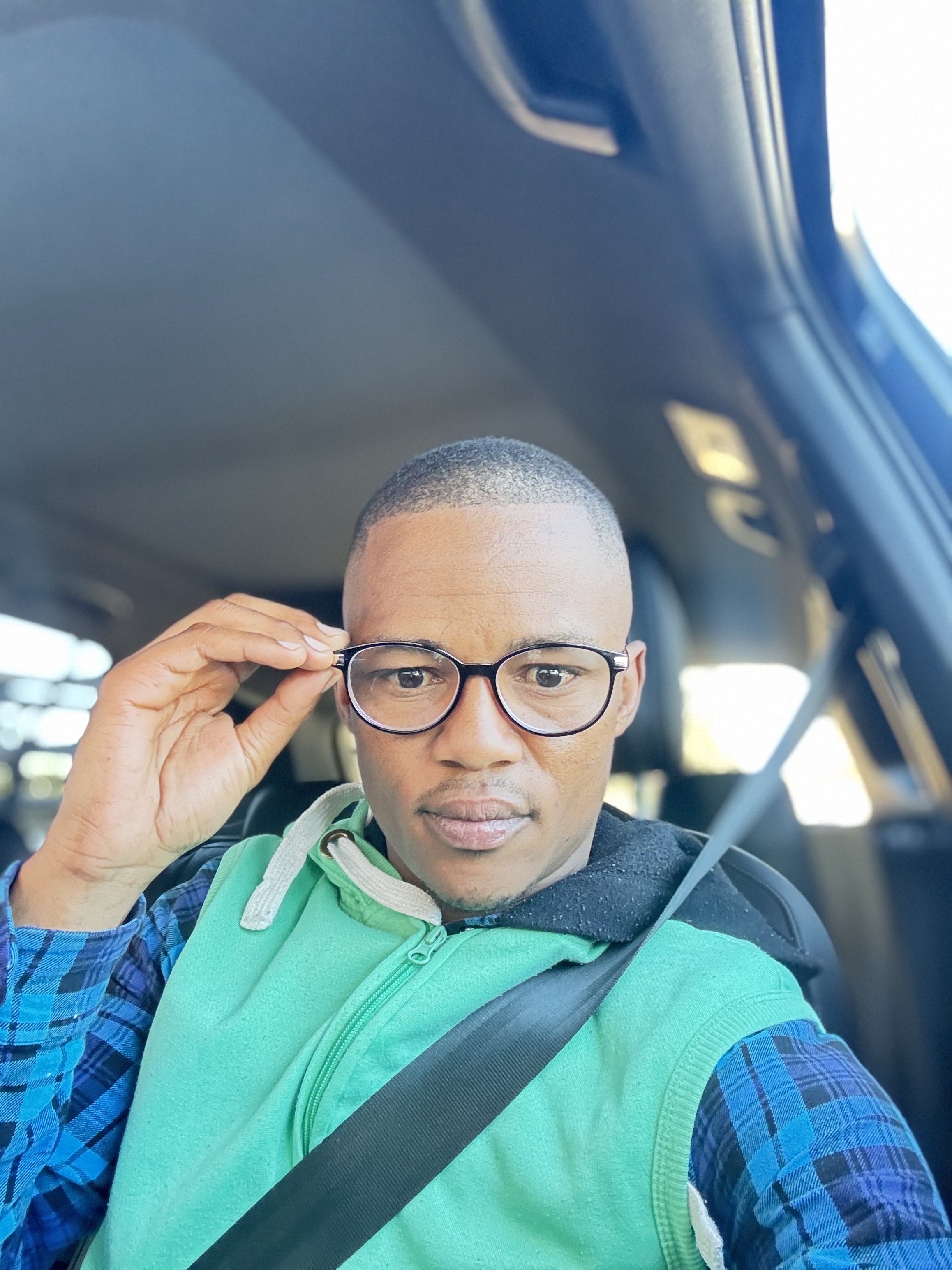 Itumeleng  K